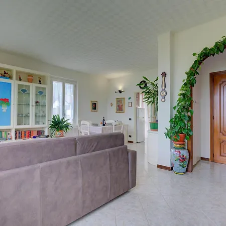 Lorenza Rooftop View - Happy * Stresa